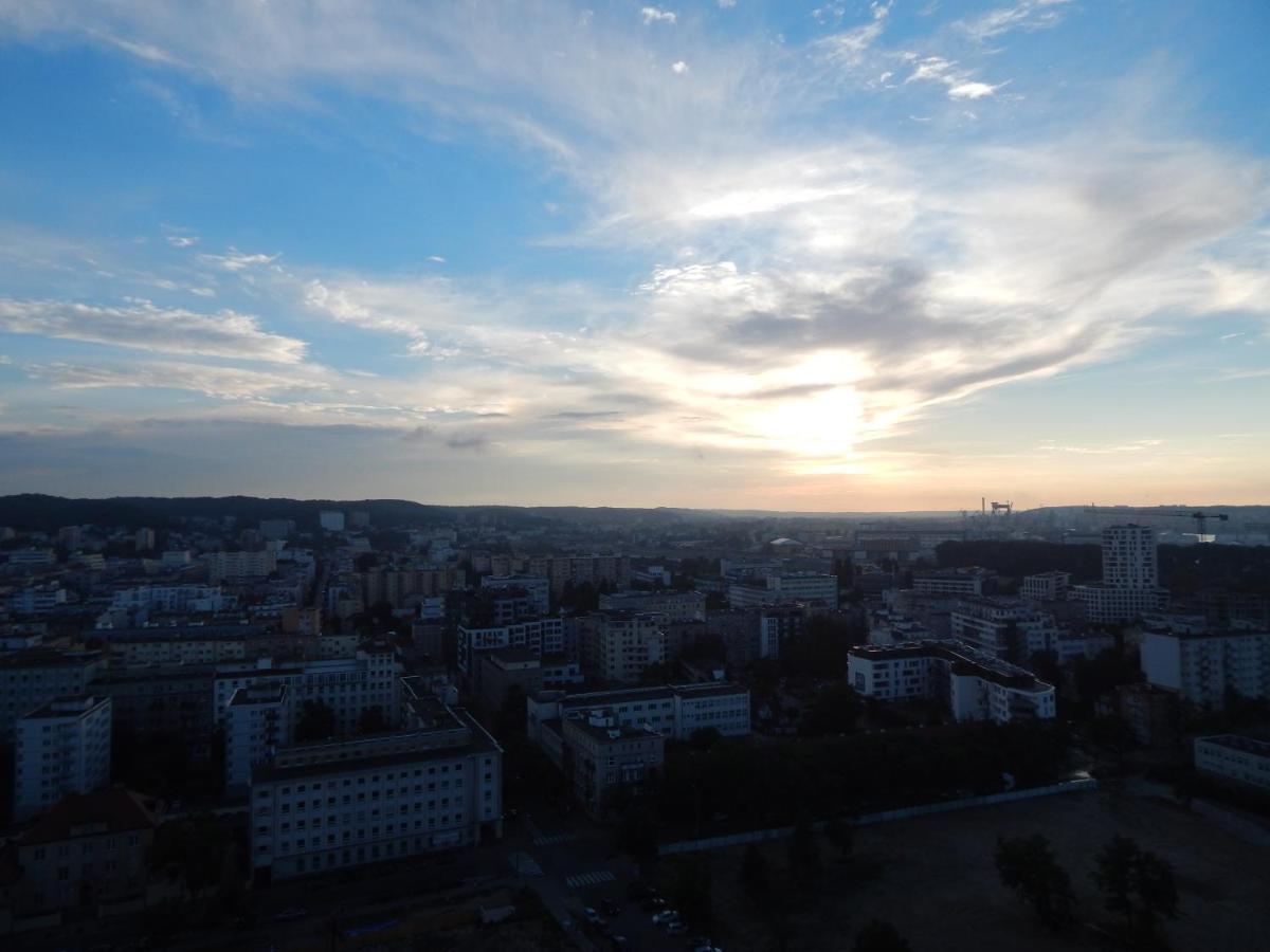 Ajk Apartament W Sea Towers Gdynia Luaran gambar